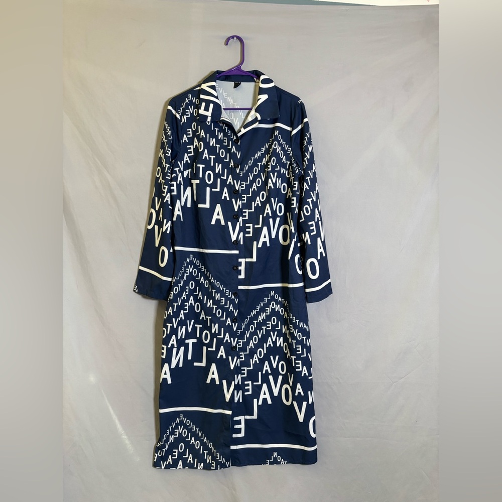 SHEIN Navy and White Graphic Dress